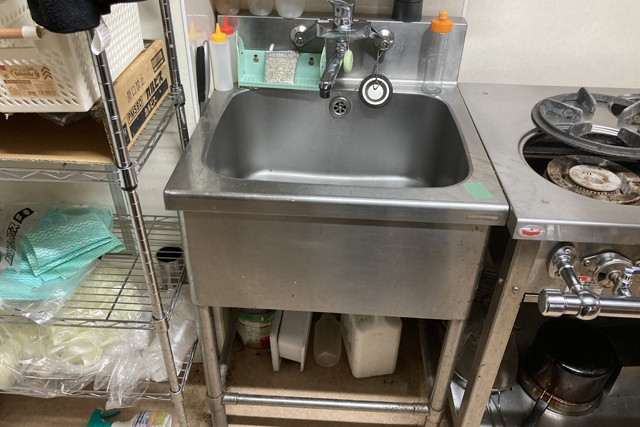 カフェの厨房機器